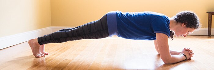 postnatal-core-yoga-vt